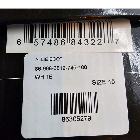 New York And Company Allie White Block Heel Lug Sole Ankle Boots Size 10 - Picture 5 of 13